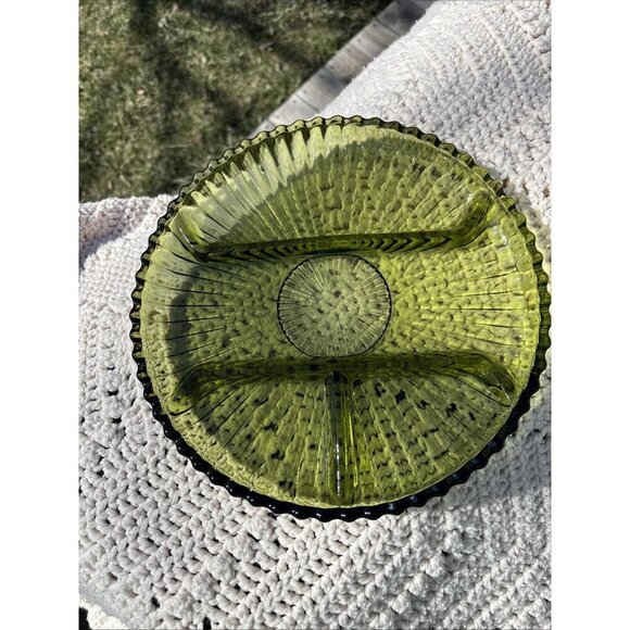 Vintage Indiana Glass Round 4-Divided Serving Tray 10" Clear 260 Green Pattern - Picture 1 of 4